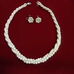 白珊瑚 ネックレスとイヤリングのセット