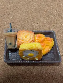 ミニチュア パンとドリンクセット ドールハウス 小物②