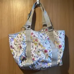 Item thumbnail for item bed17158-2574-421e-ab38-b93ab548fdf6