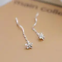 No9 フラワー チェーン ピアス［シルバー］ 金属アレルギー対応 高品質