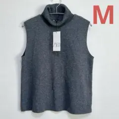 タートルネック ノースリーブ