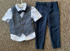 フォーマルスーツ4点セット（蝶ネクタイ付き）　H&M