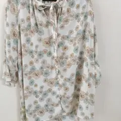 美品 PAUL & JOE 花柄 チュニック ブラウスのサムネイル