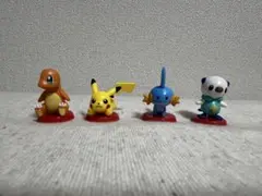 ポケモン　チョコエッグ　ヒトカゲ　ピカチュウ　ミジュマル　ミズゴロウ