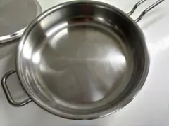 Item thumbnail for item ac26c90c-2140-4d50-8069-fbe11fffa6c3