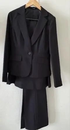 レディーススーツ　3点セット　黒