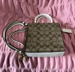 COACH ショルダーバッグのサムネイル
