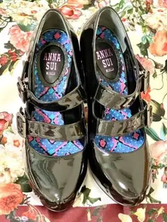 【完売品】ANNA SUI エナメルパンプス