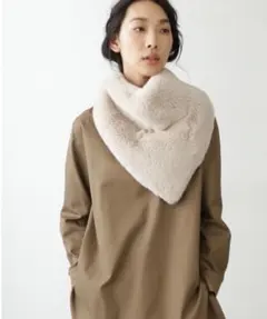 ベージュ ファー ネックウォーマー