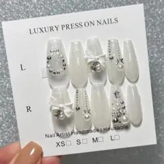 40【サイズオーダー】ネイルチップ　フレンチガーリー　クリスマス　ワンホン　韓国