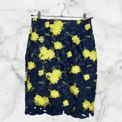 m220 美品 Lily Brown リリーブラウン スカート レース 刺繍のサムネイル