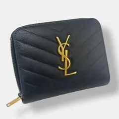 極美品 サンローラン 2つ折り財布 カサンドラ Vステッチ ロゴ金具 レザー 黒