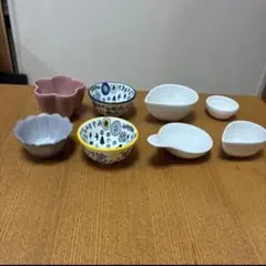 陶器ミニ小鉢 8点セットのサムネイル