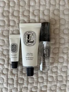 カタール航空　ビジネスクラスアメニティ　DIPTYQUE スキンケアセットのサムネイル