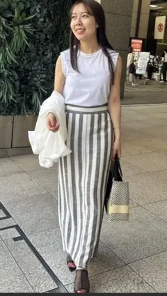 SHENERY シーナリー【軽やかな着心地】ストライプリネンタイトスカート　36のサムネイル
