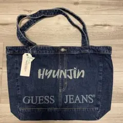HYUNJIN for GUESSJEANS 原宿店限定印字ヒョンジン - メルカリ