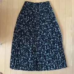 GU 花柄ロングスカート
