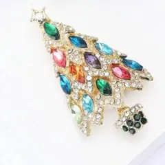 新品❣️ツリーブローチ　クリスマス　ゴールド　クリパ　韓国風【匿名配送】