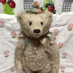 Item thumbnail for item 9ef8b248-b5ad-42a3-b973-c7343d544cb0