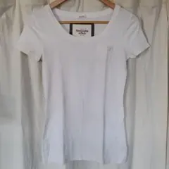 Abercrombie & Fitch ホワイト半袖Tシャツのサムネイル