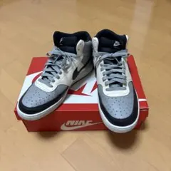 NIKE シューズ　COURT VISION MID グレー