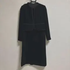 東京ソワールLILYBURN ブラックワンピース(ジャケットアクセサリー付)9号
