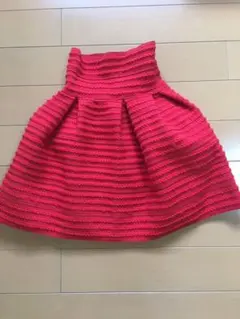 フレアスカートゴムなので全然Mサイズの方でもいけます。