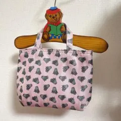 Item thumbnail for item 6b01da64-0657-4600-8dfb-56d7c17407a7