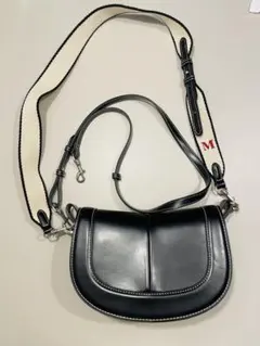 ZARA ブラックレザーショルダーバッグ 保存袋付のサムネイル