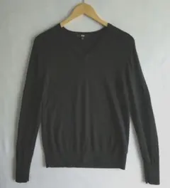 UNIQLO エクストラファインメリノVネックセーター