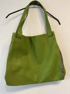 Bienco ライトグリーン レザー ショルダーバッグ - メルカリ