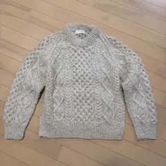 ベージュ ケーブル編み アランセーター