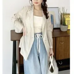 【新品未使用】LILY BROWN 25SS セミシアージャケット ベージュのサムネイル