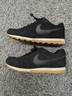 ナイキ ウィメンズ MD ランナー 2 SE スニーカー24.5cm