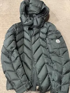 MONCLER ダウンジャケット