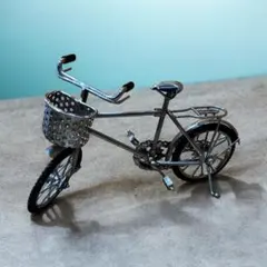 Item thumbnail for item 3186a4a3-cd85-47d4-af27-e5bbad5f1d2e