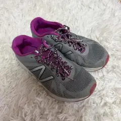 New Balance スニーカー WURGEG1 25cmのサムネイル