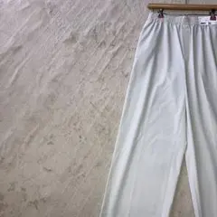 【新品・未使用】UNIQLO ユニクロ ワイドストレートパンツ M アイボリー