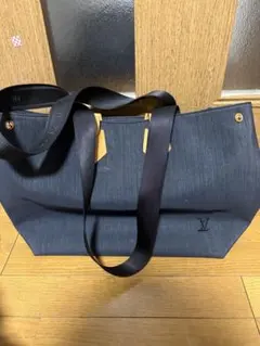 LOUIS VUITTON トートバッグ ネイビーのサムネイル
