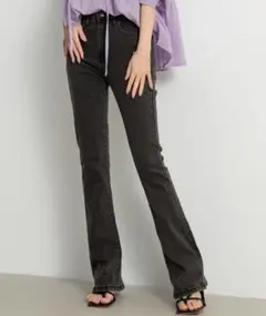 ブーツカットデニム