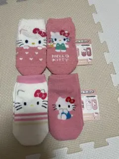 【新品未使用】ハローキティ フリース靴下 15-20cm 4足セット