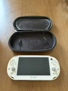 PS Vita PCH-2000 ホワイト ケース付き　ジャンク