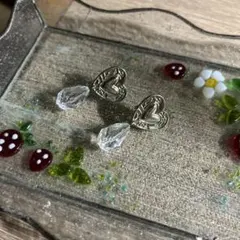 ハート型クリスタル風イヤリング