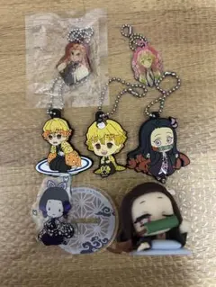 鬼滅の刃 竈門禰豆子 おねむたん　キーホルダー　くら寿司　アクリルスタンド　善逸