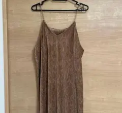 ディスコート ベロアキャミワンピース ブラウン