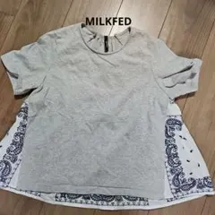 MILKFED. グレー 半袖Tシャツ ペイズリー柄