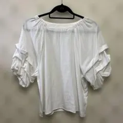 Chez toi シェトワ　ボリューム袖白ブラウス