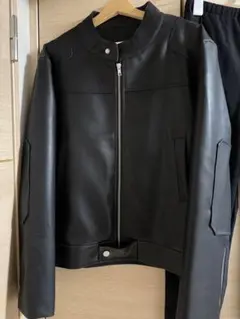 黒 シングルライダースジャケット