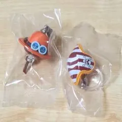 2個セット ONEPIECE めじるしアクセサリー2 カプセルトイ ガチャ