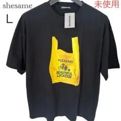 【未使用】shesame アソートグラフィック　Tシャツ 黒 半袖 サイズLのサムネイル
